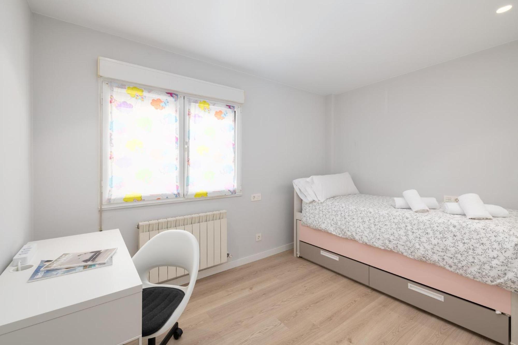 Espacio Moderno En Gijon Playa エクステリア 写真